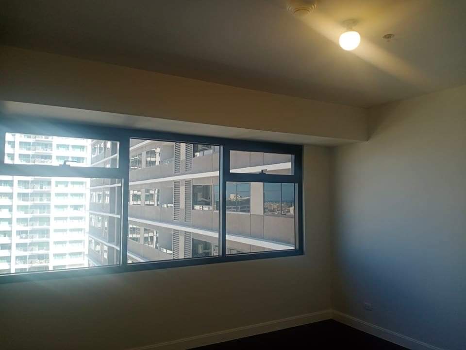 One Bedroom in ALCOVES with parking for rent near Ayala Cebu Business Park  - photo 7