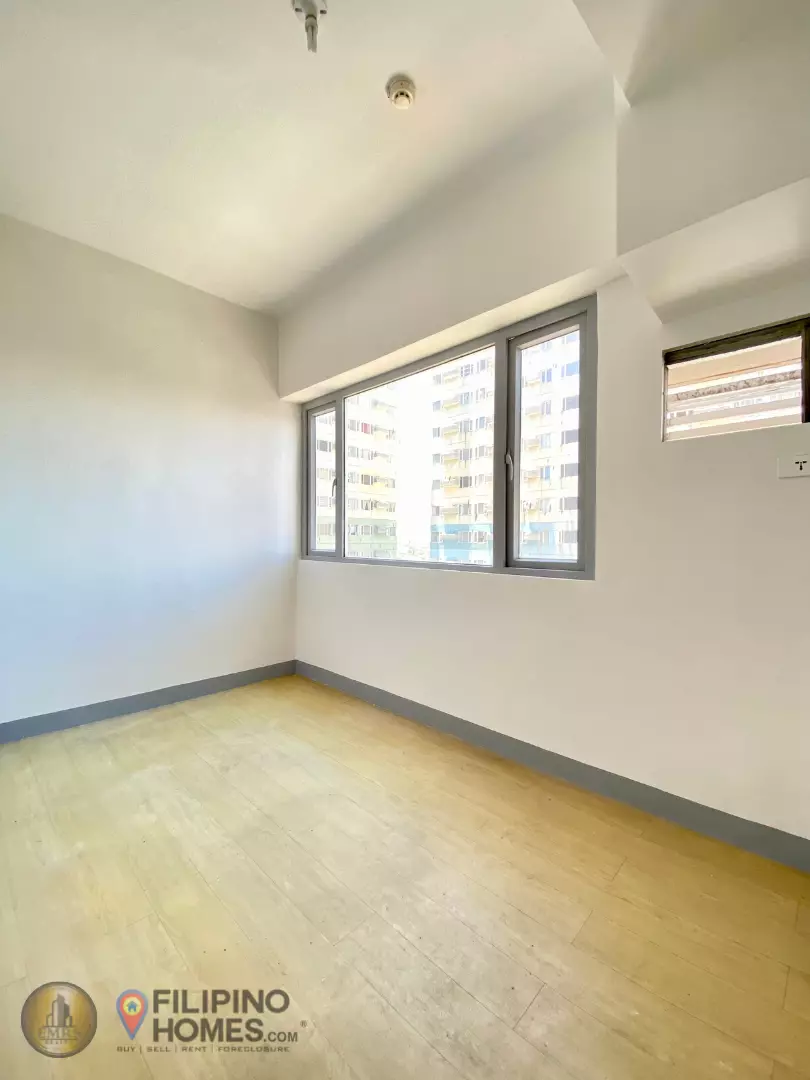 3BR BARE UNIT FOR SALE at Ridgewood Towers near BGC - photo 4