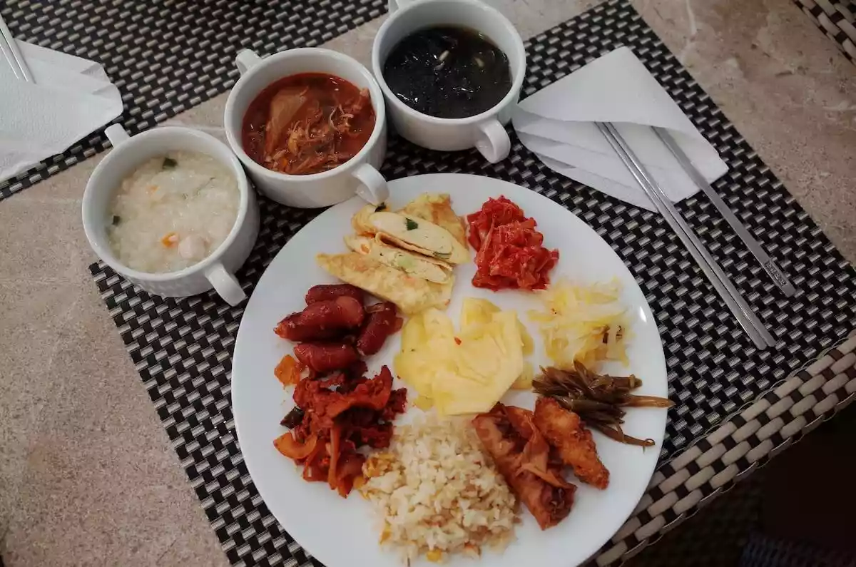 SACRIFICE SALE KOREAN HOTEL W/ POOL 24 ROOMS IN BANKAL, LAPU-LAPU — Hotel in Lapu-Lapu City, Cebu, Philippines — Photo 7