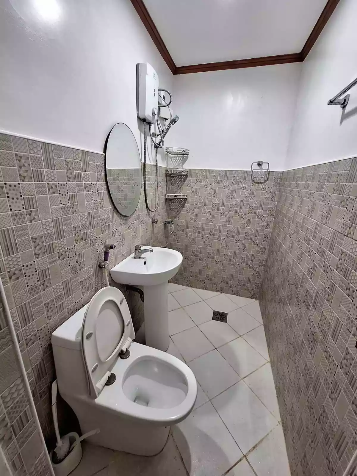 APARTMENT FOR RENT - photo 6