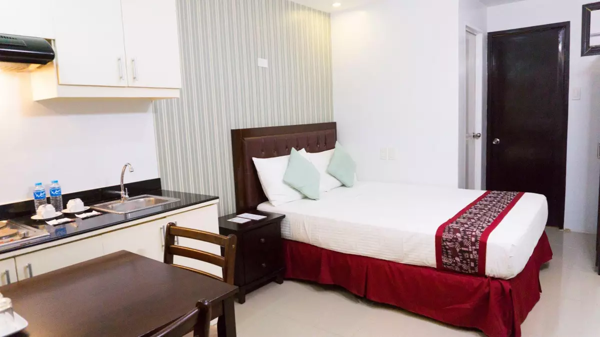 OBRERO SUITES - photo 6