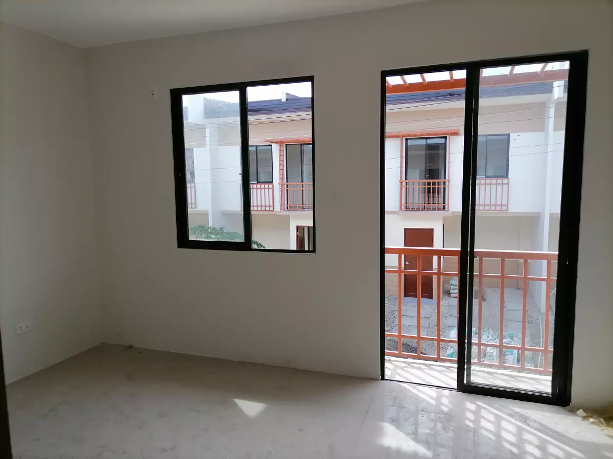 FOR ASSUME TH-C MID UNIT CASA MIRA SOUTH - photo 2