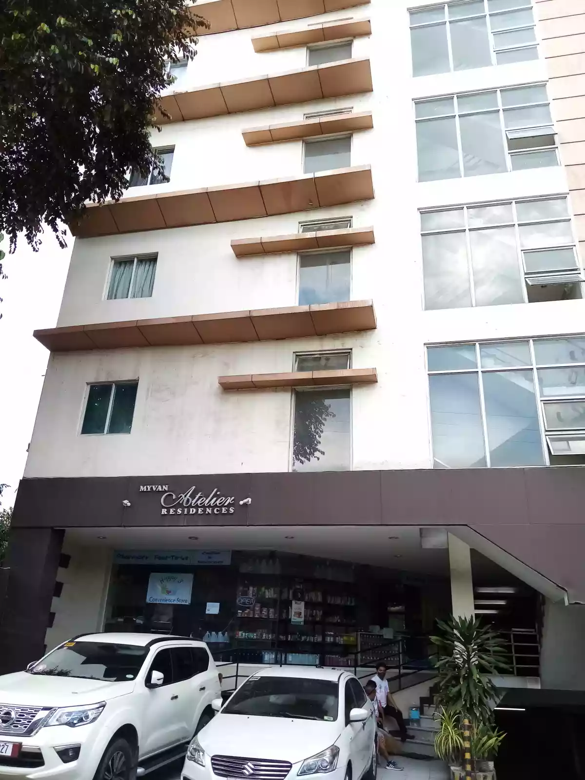 FOR RENT! 1BR CONDO UNIT IN ATELIER RESIDENCES  - photo 7