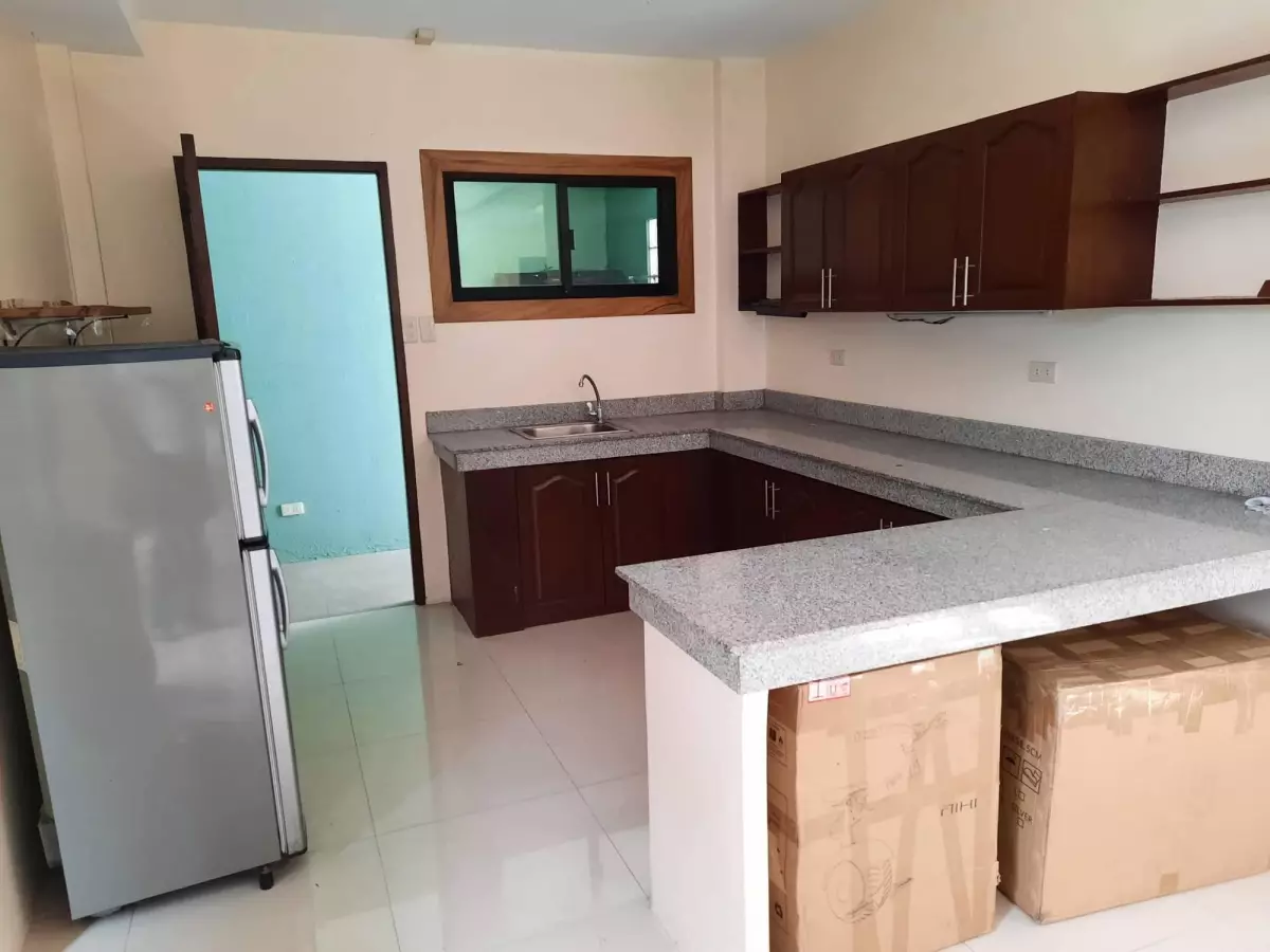 Guadalupe Townhouse - photo 4