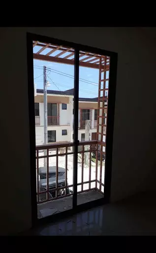 casa mira south for assume — Townhouse in Cebu, Philippines — Photo 3