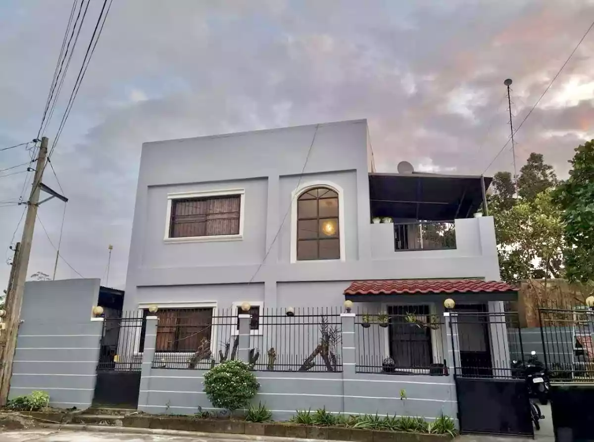 House for Sale in Silay City - photo 2