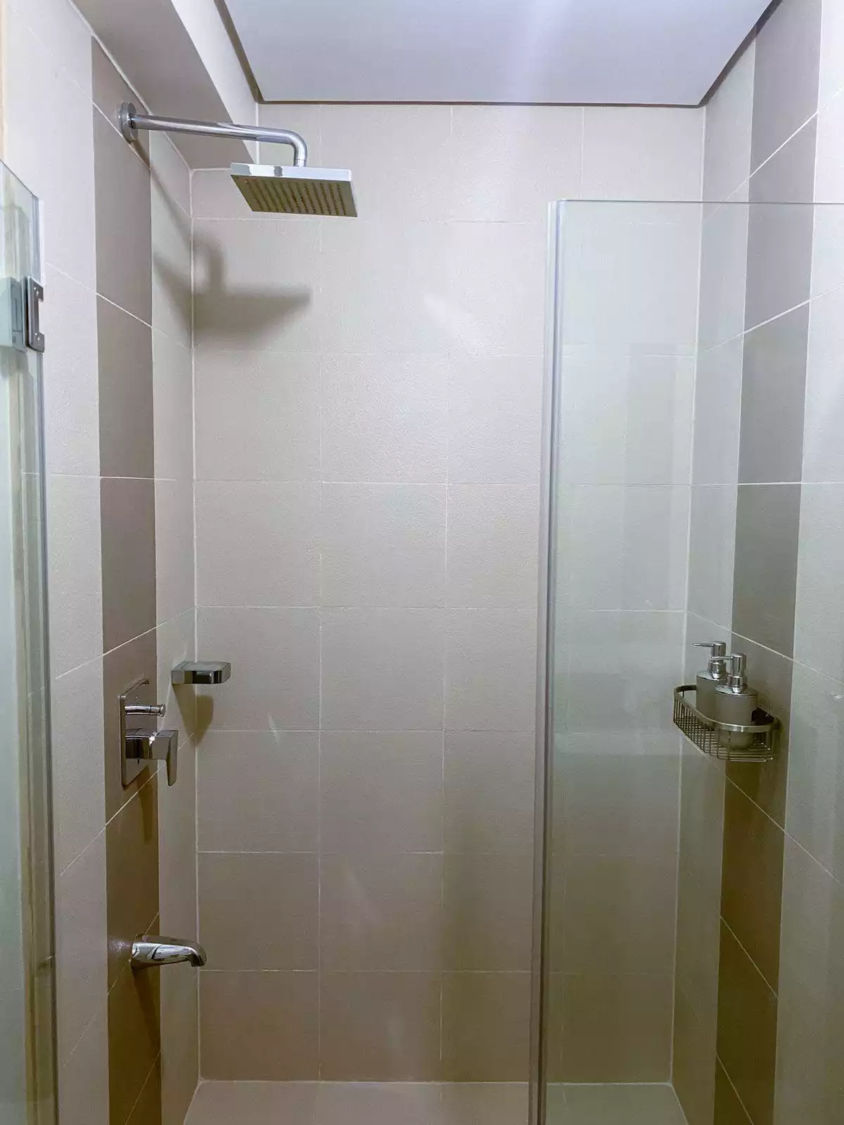 Elegantly Furnished Studio Unit at Solinea Tower 2 — Studio in Cebu City, Philippines — Photo 3
