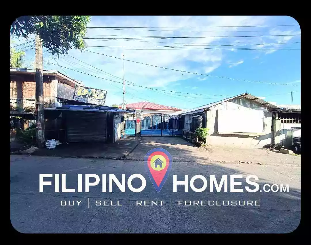 Open photo 18 of 21 — Big House and Lot in Pili 