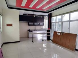 Commercial building for Sale — Building in Cavite, Philippines — Photo 5