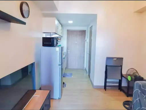 STUDIO UNIT WITH BALCONY FOR LEASE at Spring Residences, Bicutan — Studio in Across SM Bicutan, West Service Road, Bicutan — Photo 4
