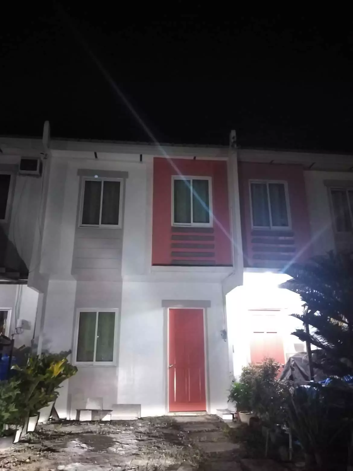 TOWNHOUSE FOR RENT IN RICHWOOD COMPOSTELA  - photo 2