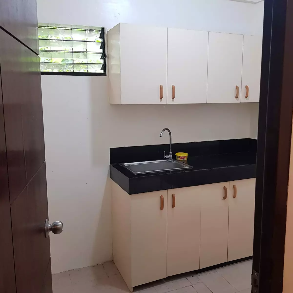 Townhouse for Rent in Talamban - photo 4