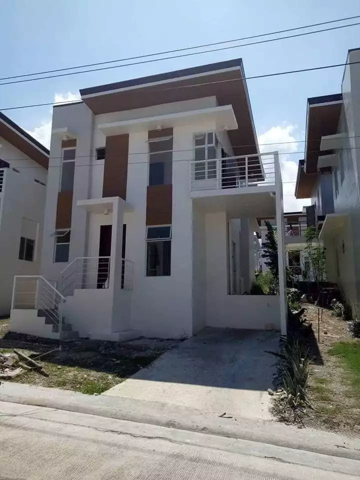 Velmiro Heights for Rent