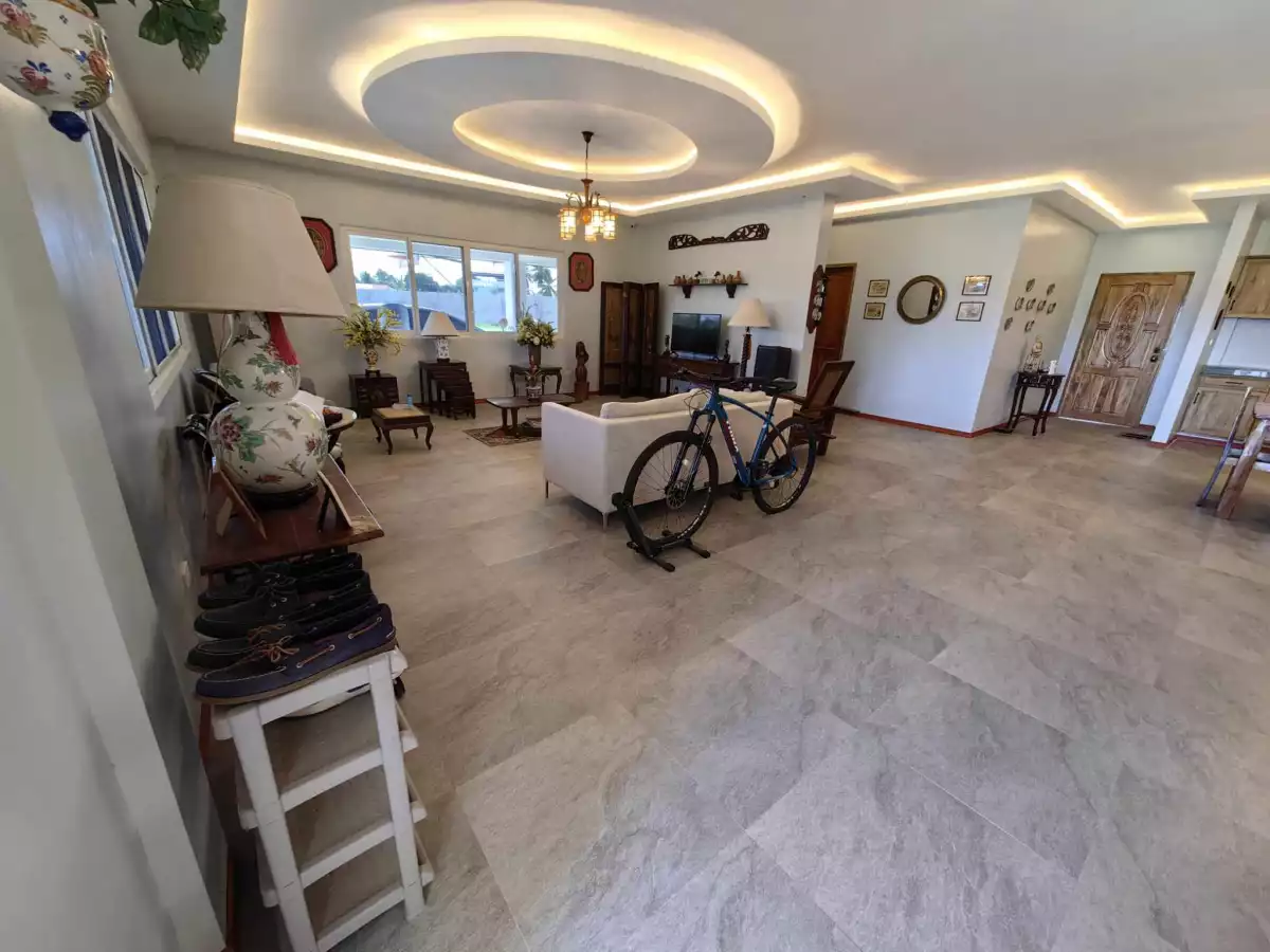 HOUSE & LOT For Sale!!! — House and Lot in Tanjay City, Negros Oriental, Philippines — Photo 6