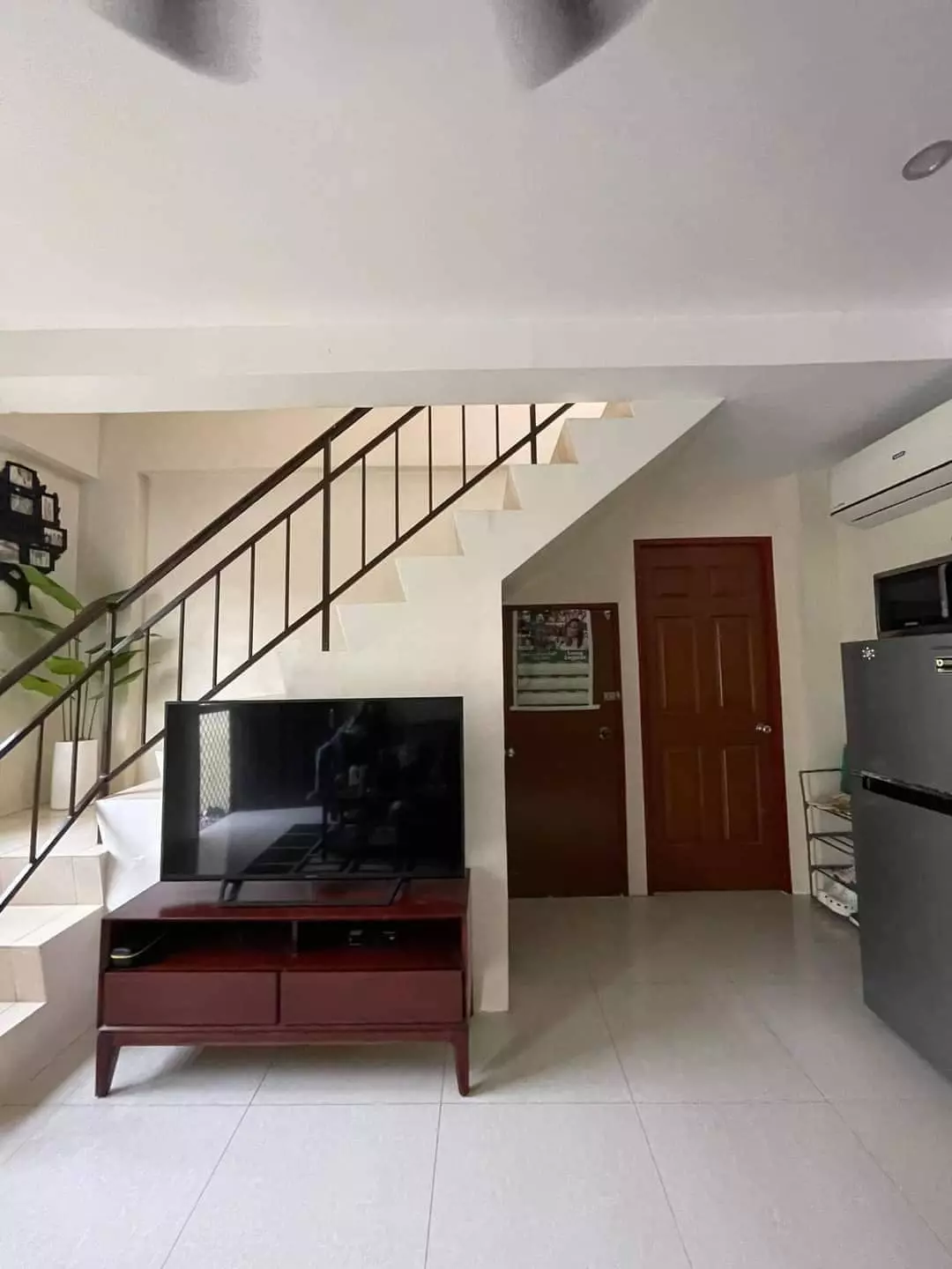 Elegant House & Lot in Talisay City — House and Lot in Burgos Street, Talisay, Cebu — Photo 5