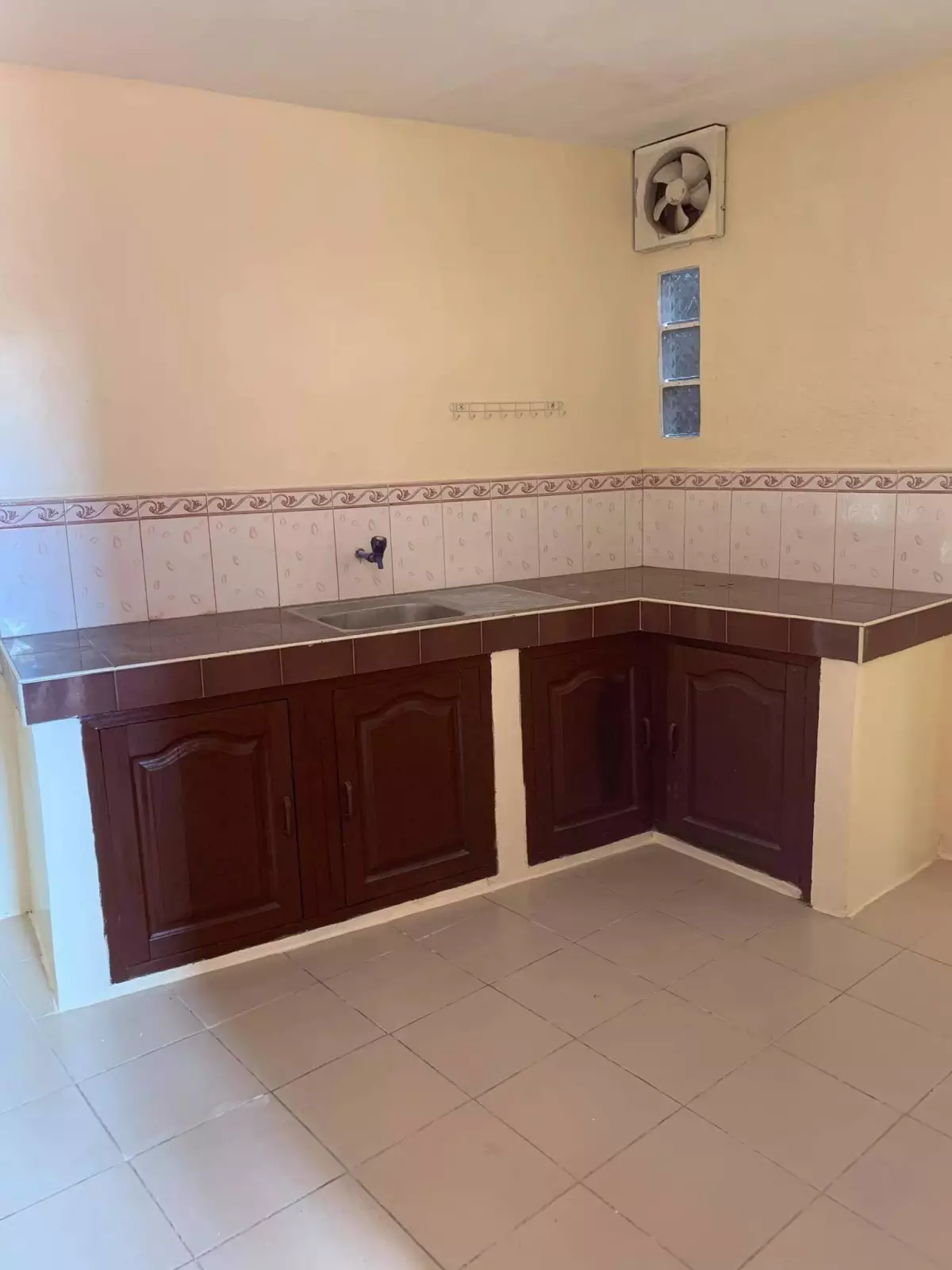 Single Attached House St Bernadette's Square for Sale - photo 7