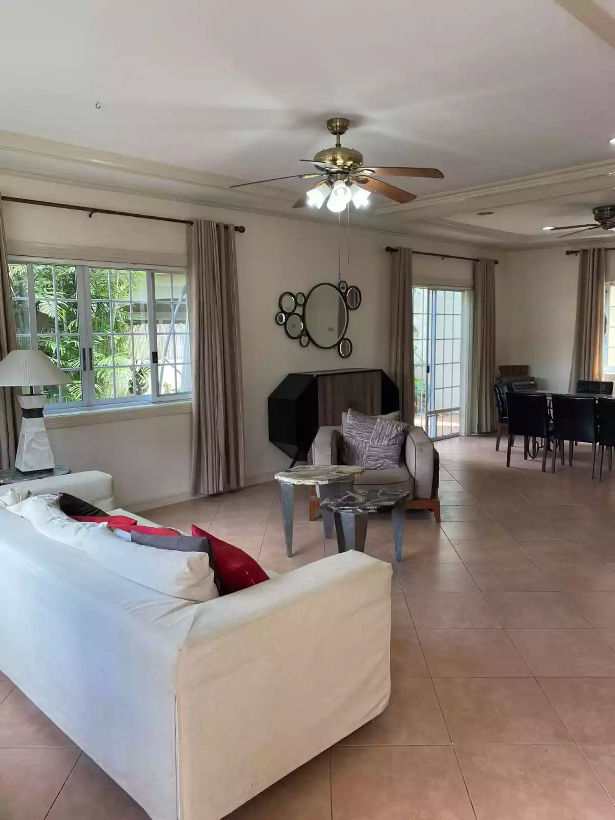 VILLA TERRACE MANDAUE 3-BR DUPLEX TOWNHOUSE — Townhouse in Greenhills Road, Mandaue City, Cebu — Photo 2
