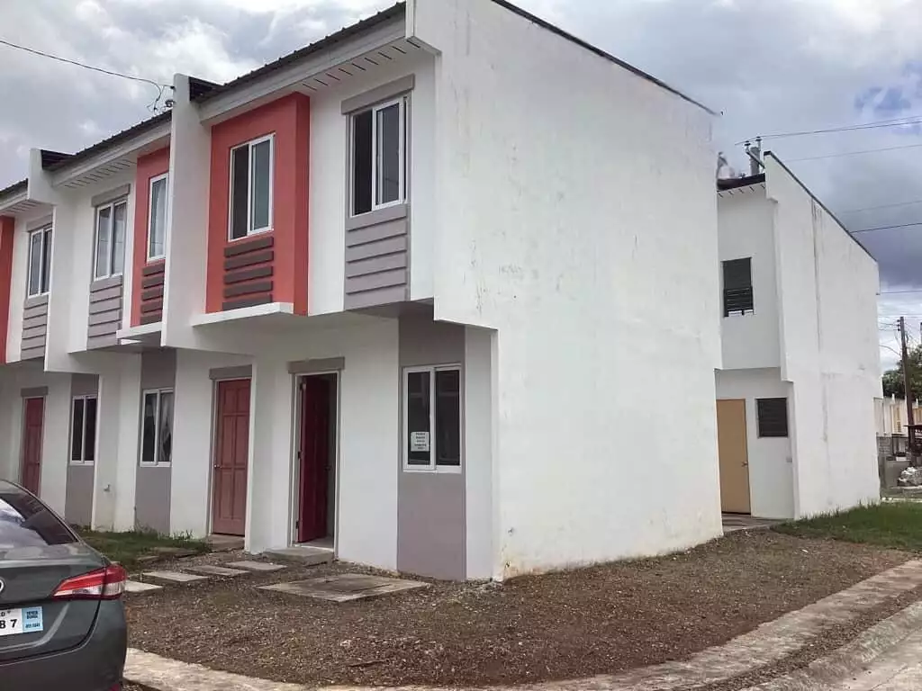 BRAND NEW Townhouse at Richwood Bohol — House and Lot in Dauis, Bohol, Philippines — Photo 5
