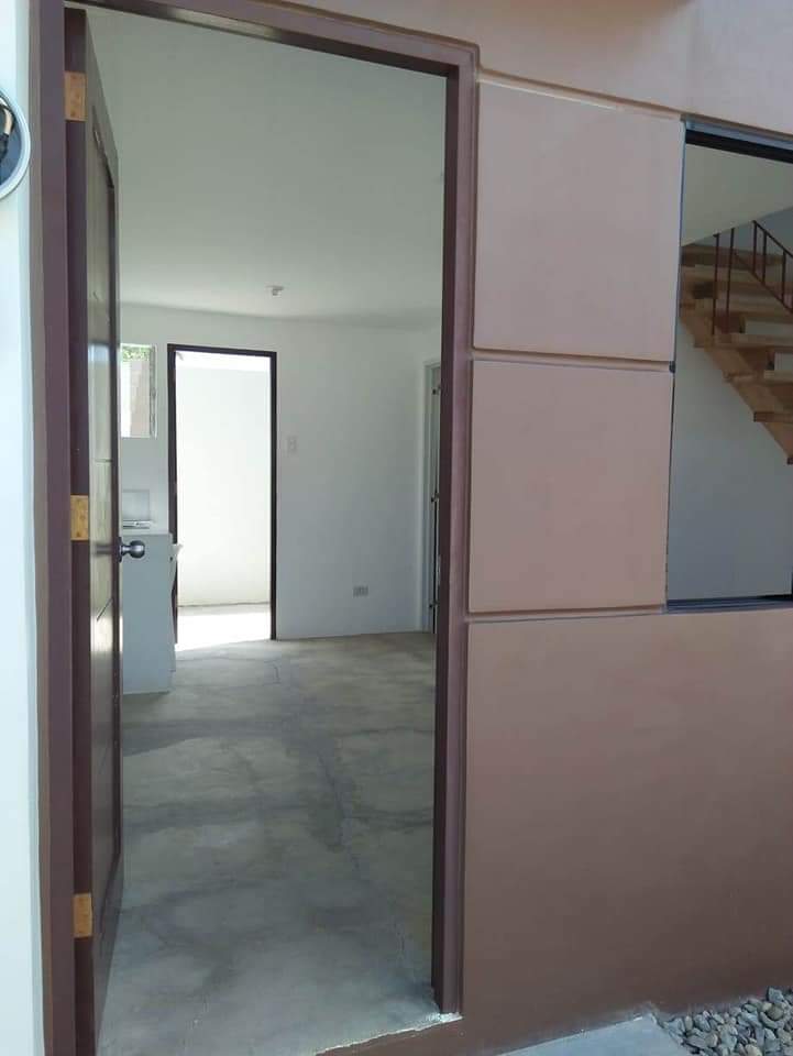 For Assume Townhouse in Tierra  - photo 6