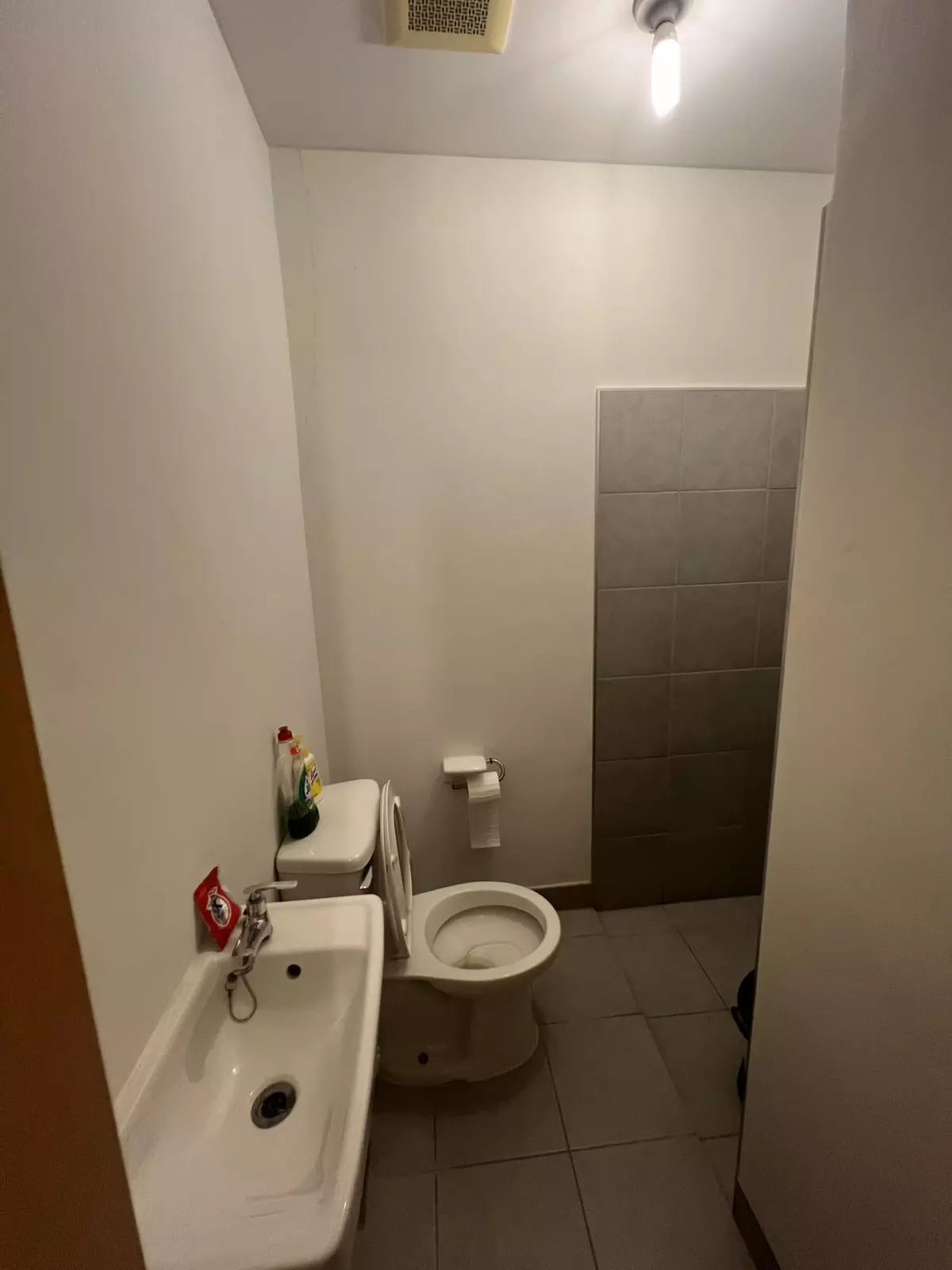 Open photo 18 of 21 — 2 Bedrooms for Sale in 1016 Residences with Basement Parking