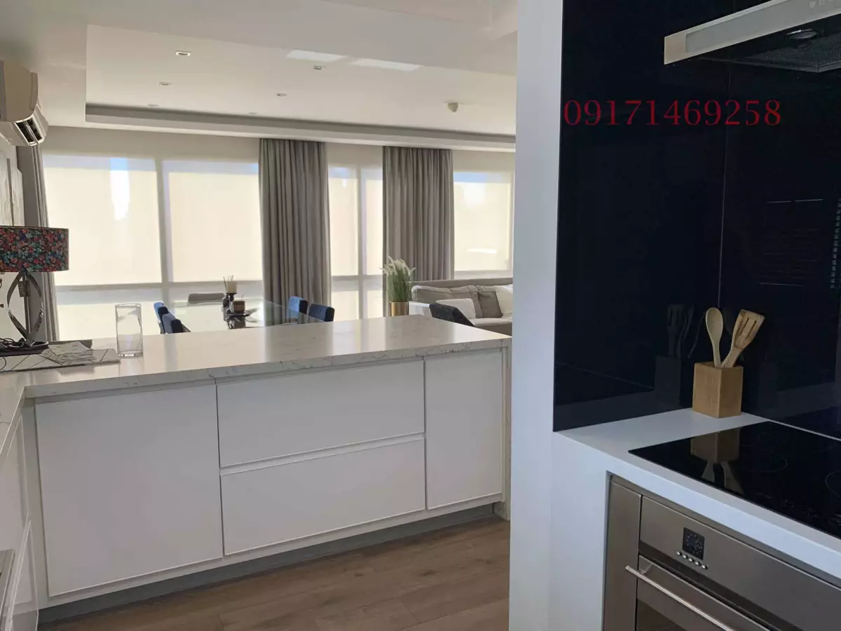 Open photo 11 of 18 — Arya Residences at BGC , Taguig