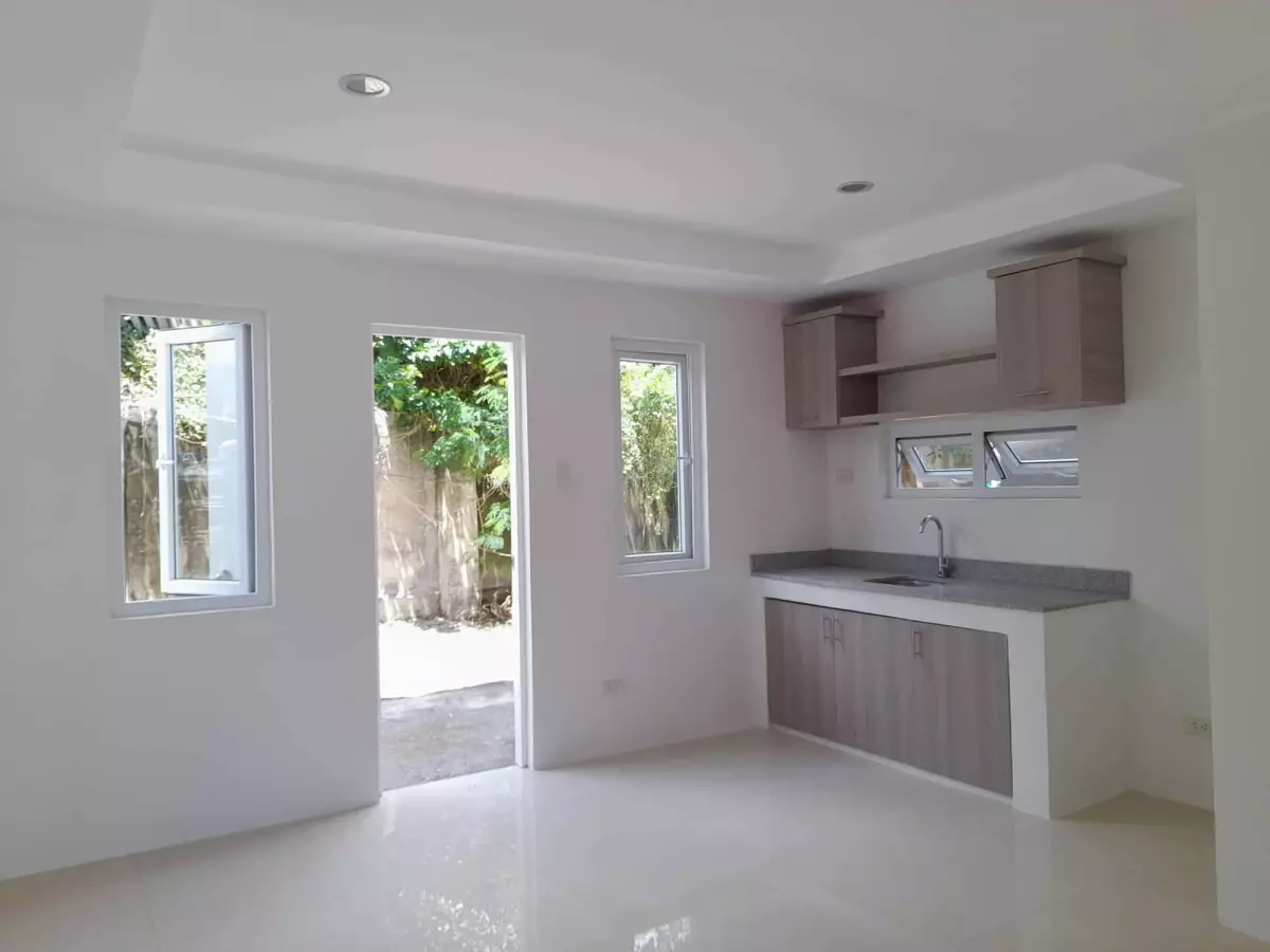 FOR RENT /ASSUME ! Single detached House & Lot! - photo 6