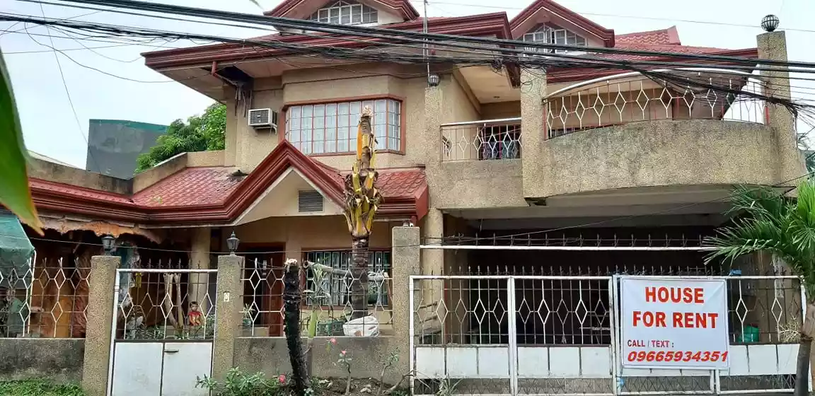 For SALE  and for RENT 6 bedrooms gated house  in the village  near Savemore  Canduman Mandaue City cebu - photo 2
