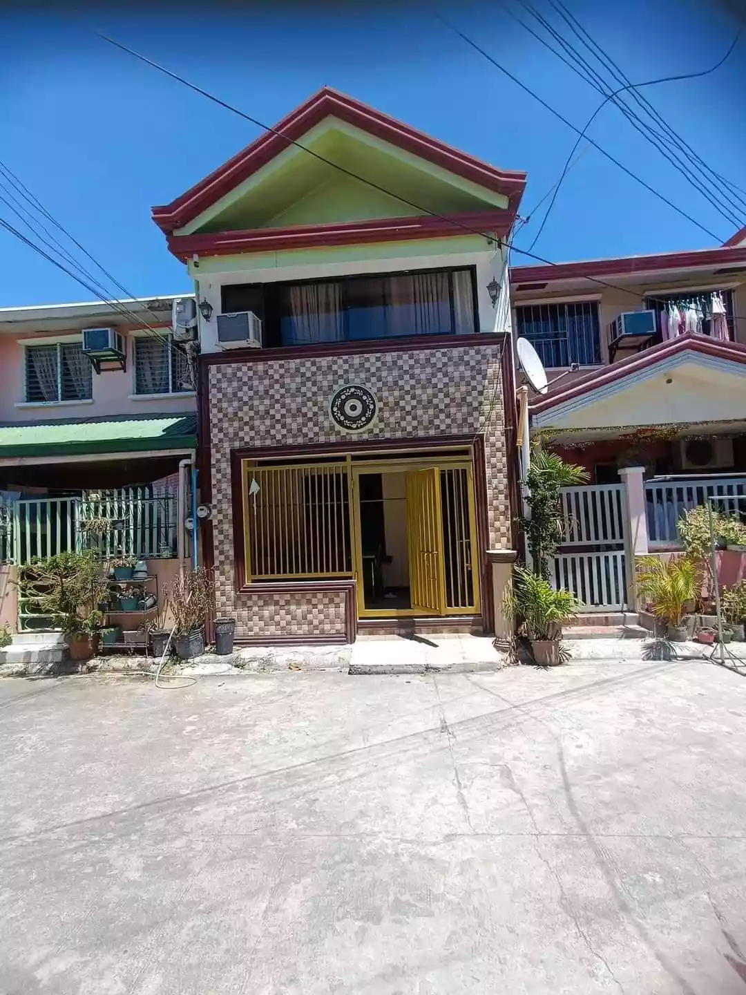 Two-Storey Townhouse For Rent — Townhouse in Basak-Sudtunggan Road, Lapu-Lapu City, Cebu — Photo 2