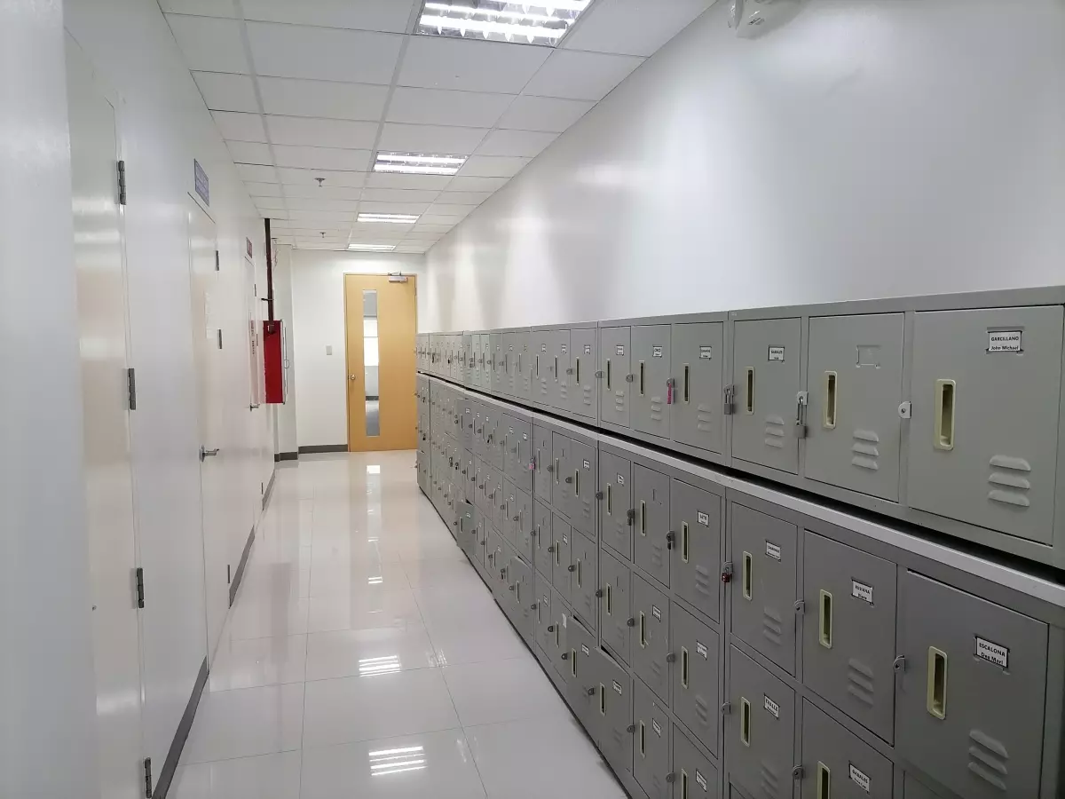 FOR RENT BPO OFFICES/SPACES and FOR SALE OFFICE EQUIPMENTS — BPO in Mandaue City, Cebu, Philippines — Photo 2