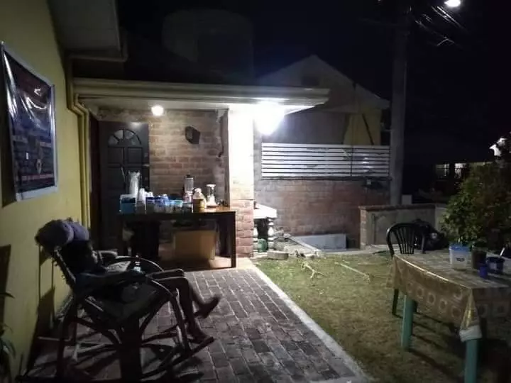 Sacrifice House & Lot for Sale  CORNER UNIT - photo 3