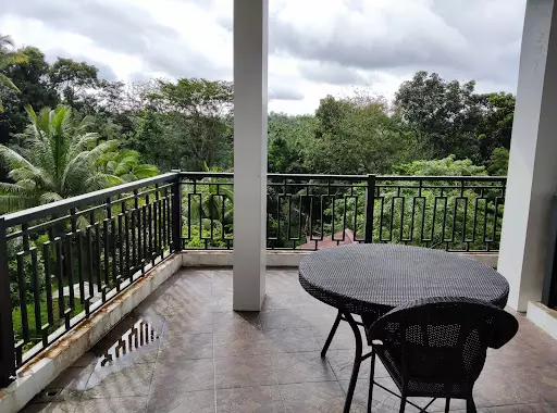 Vacation House in Casile Cabuyao, Laguna — House and Lot in Cabuyao, 4025 Laguna, Philippines — Photo 5