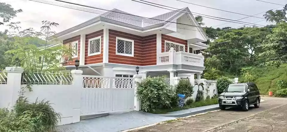 House and Lot for Sale with Pool Greenwoods Subd, Pulang-bato, Cebu City
