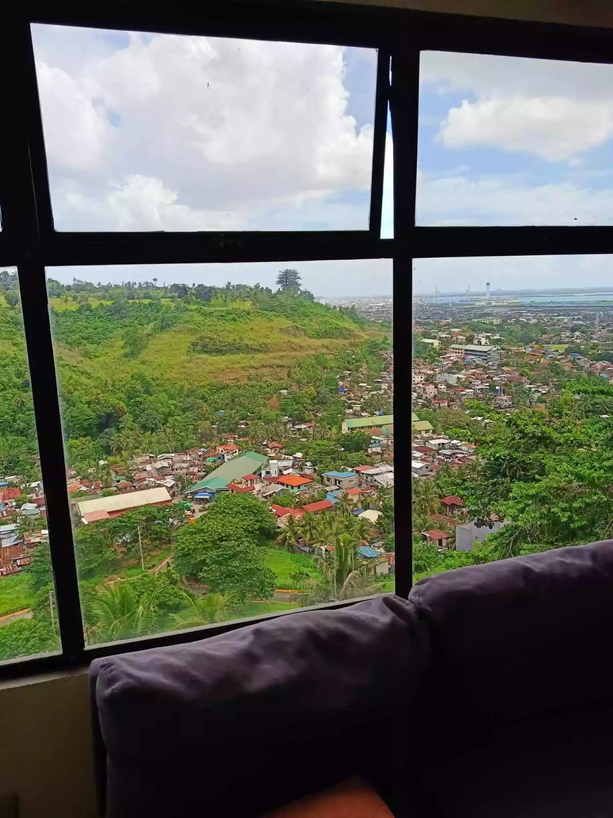 Pacific heights House for Sale and it's OVERLOOKING — House and Lot in Talisay, Cebu, Philippines — Photo 7