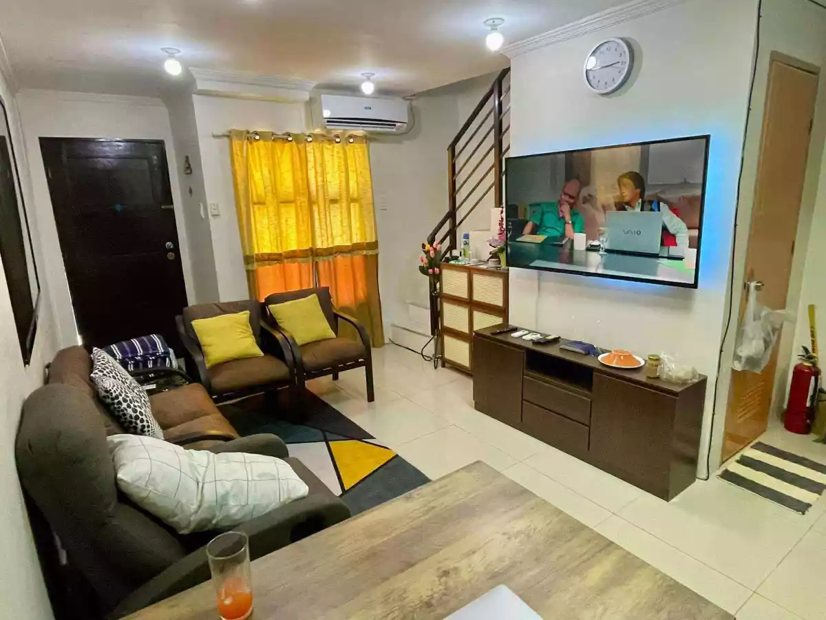 Casa Mira Linao Townhouse (furnished) - photo 2
