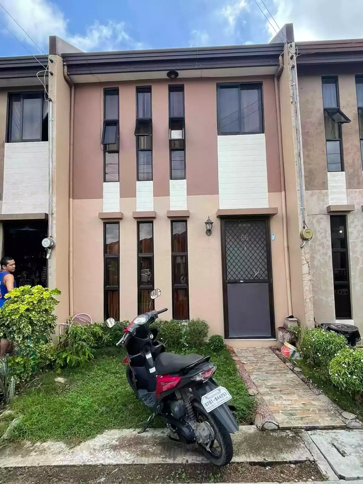 Townhouse , Fully Furnished in Portville, Bgry Buaya , Lapu Lapu City