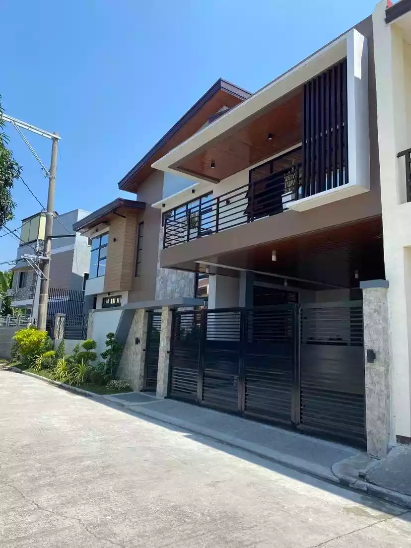 DETAILED ELEGANT HOUSE AND LOT - EARTHQUAKE PROOF - photo 3
