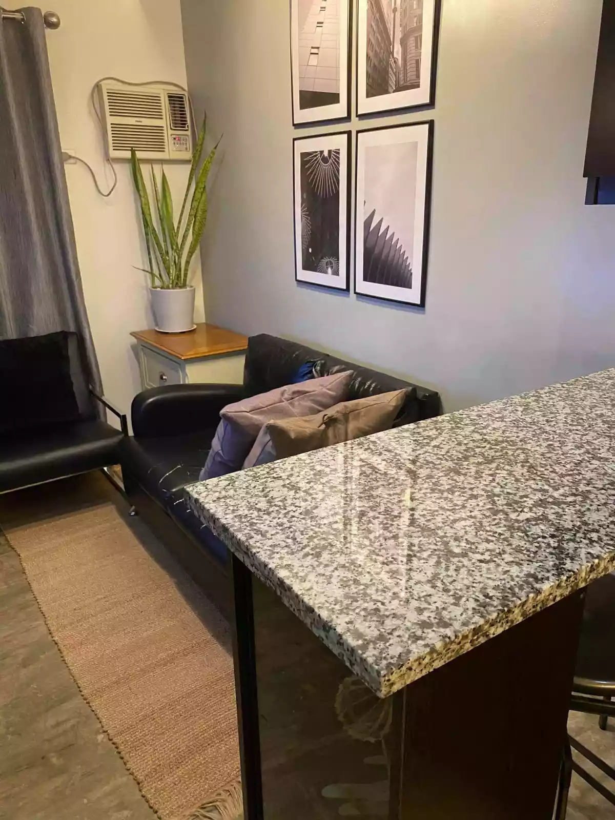 For Rent 1-Bedroom Unit