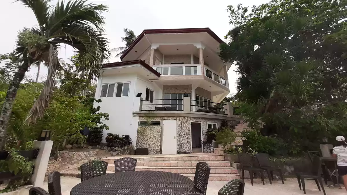 For Sale Vacation House and Lot in North-Borbon Cebu — House and Lot in Cebu, Philippines — Photo 2
