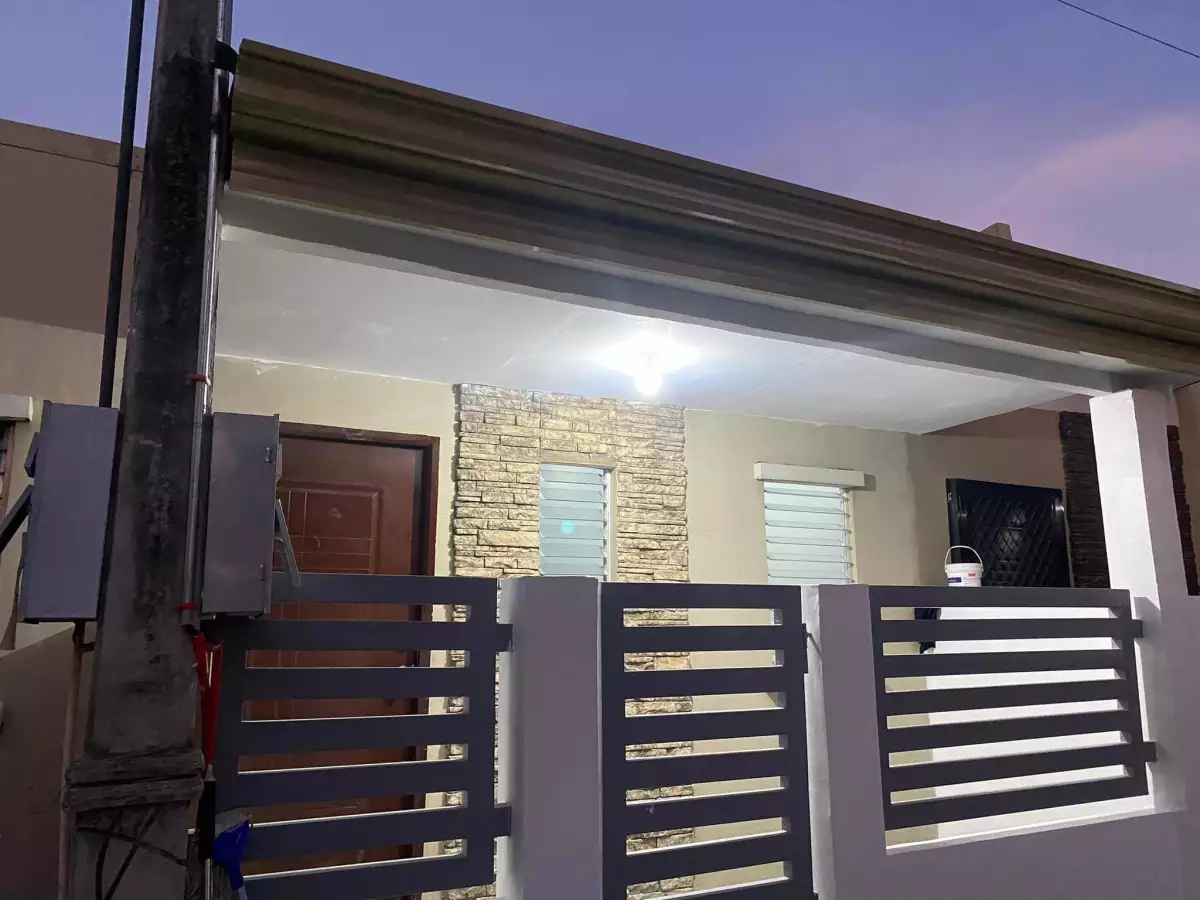 House and Lot  (For Sale/Rent to Own)