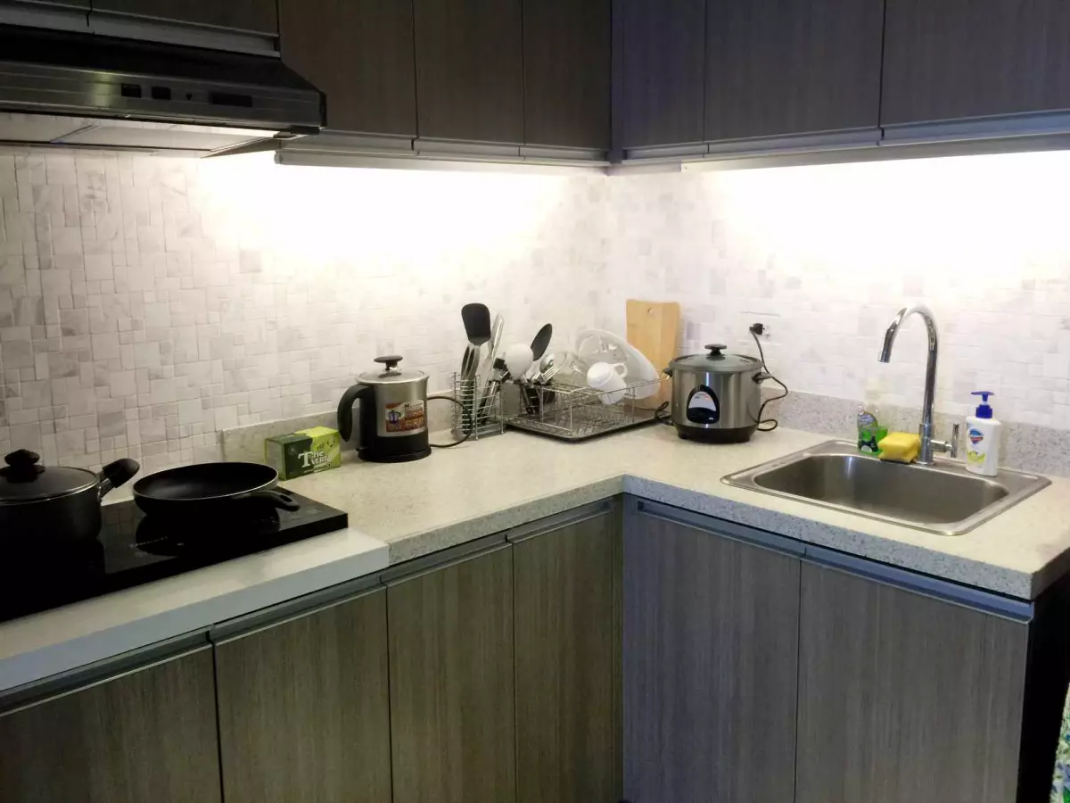 2 BEDROOM UNIT For Sale in Horizon 101 Cebu City. — 2 Bedrooms in Cogon Ramos, Cebu City, Cebu — Photo 5