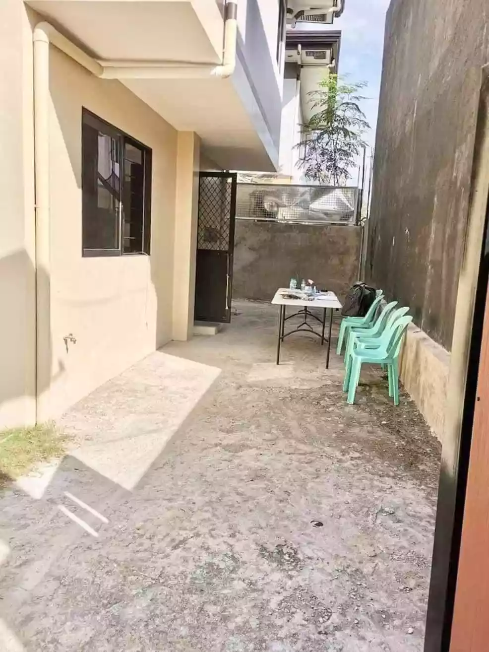 RUSH SALE: SMART FULLY FURNISH HOME @MIDORI PLAINS MINGLANILLA — House and Lot in Tungkop Road, Minglanilla, Cebu — Photo 3
