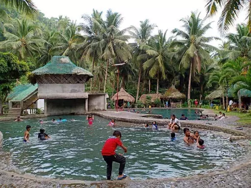 Tropical Hot Spring — Commercial Lot in Sorsogon, Philippines — Photo 4