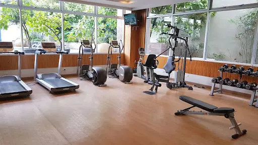 Open photo 15 of 27 — Avalon / Ayala 2BR-condo incl. Luxury fit-out / parking for sale