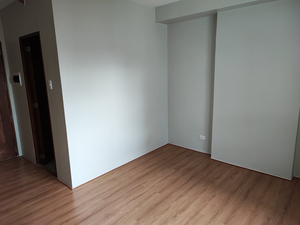 For Assume Studio Unit in Mivesa Garden Residences - Lahug, Cebu City — Studio in Salinas Drive Extension, Cebu City, Philippines — Photo 3