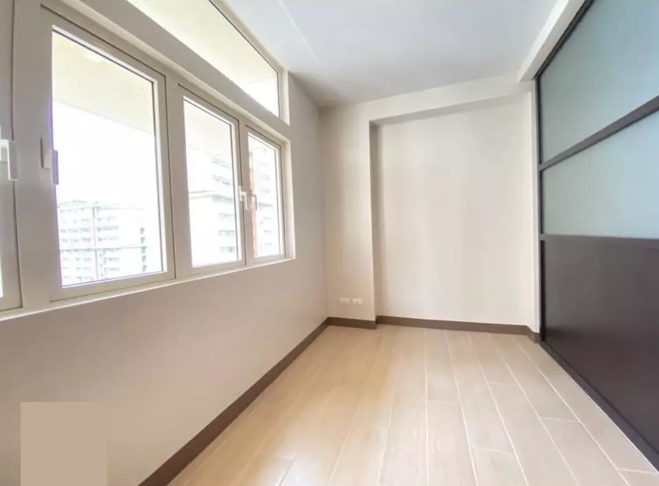 San Antonio Residence Makati Megaworld — 1 Bedroom in Iloilo City — Photo 7