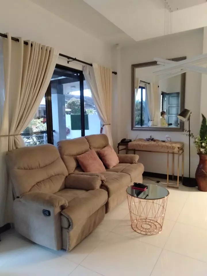 HOUSE AND LOT FOR SALE IN HIGH-END SUBDIVISION — House and Lot in Buyong Road, Maribago, Lapu-Lapu City — Photo 7