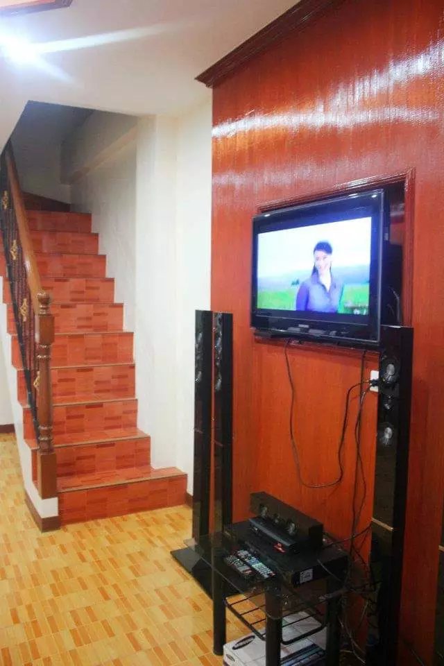 FULLY FURNISHED 2 BEDROOM 2 STOREY HOUSE FOR RENT or FOR SALE — House and Lot in Cebu, Philippines — Photo 2