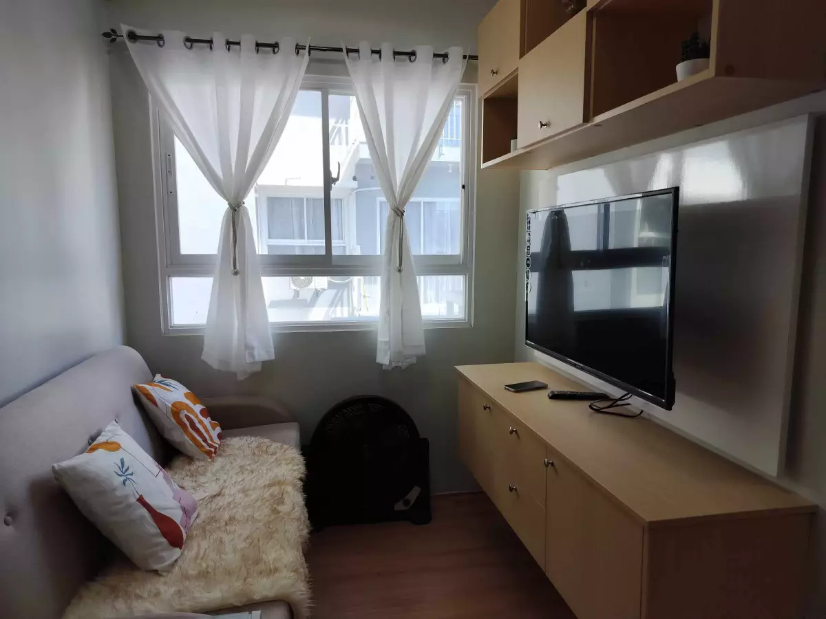 Mivesa 1 Bedroom with Parking — 1 Bedroom in Salinas Drive Extension, Cebu City, Philippines — Photo 4