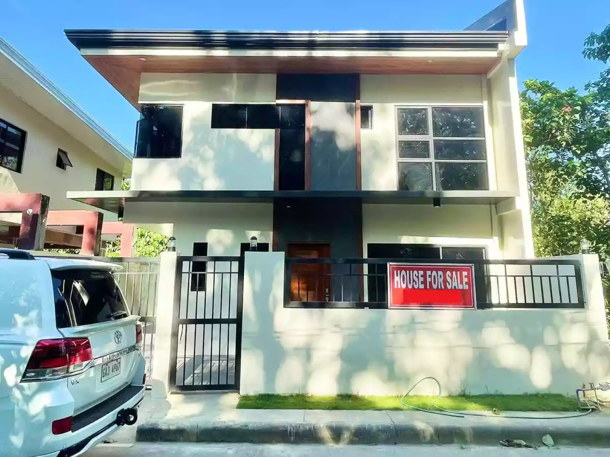 METROPOLIS PHASE 1 HOUSE AND LOT