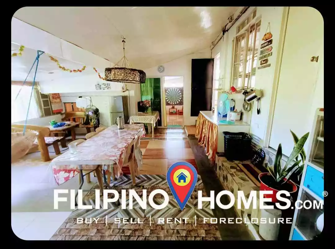 Open photo 16 of 21 — Big House and Lot in Pili 